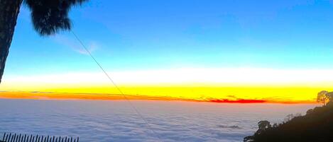 Habitación familiar, vista a la montaña | Terraza o patio