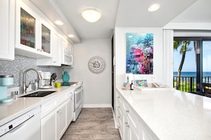 Microwave, oven, dishwasher, coffee/tea maker