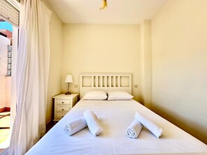 5 Schlafzimmer, Bügeleisen/Bügelbrett, WLAN, Bettwäsche