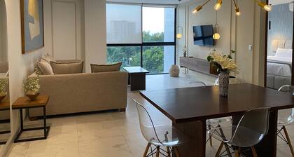 Stylish Sky Suite /Daily Clean