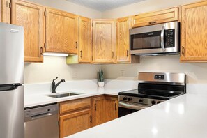 Fridge, microwave, stovetop, dishwasher - 6 Mi to Skiing: Condo w/ Balcony in Fraser! (Fraser)