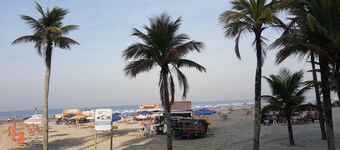 Cozy Apartment in Canto do Forte and Boqueirão in Praia Grande