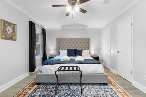 3 sovrum, strykjärn/strykbräda, gratis wi-fi och sängkläder