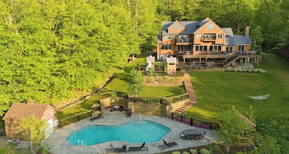 Secluded Luxury Lodge | Minutes to Stratton