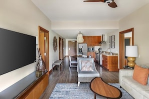 TV, video games, foosball, table tennis - Waikoloa | Big Island Getaway | Pool & Resort | 2BR Plus (Waikoloa Village)