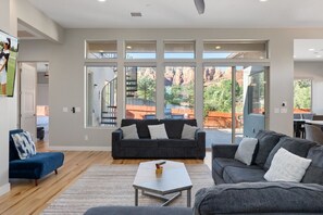 TV, fireplace, video games, table tennis