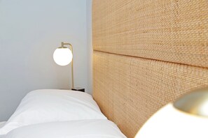 1 slaapkamer, een strijkplank/strijkijzer, wifi, beddengoed