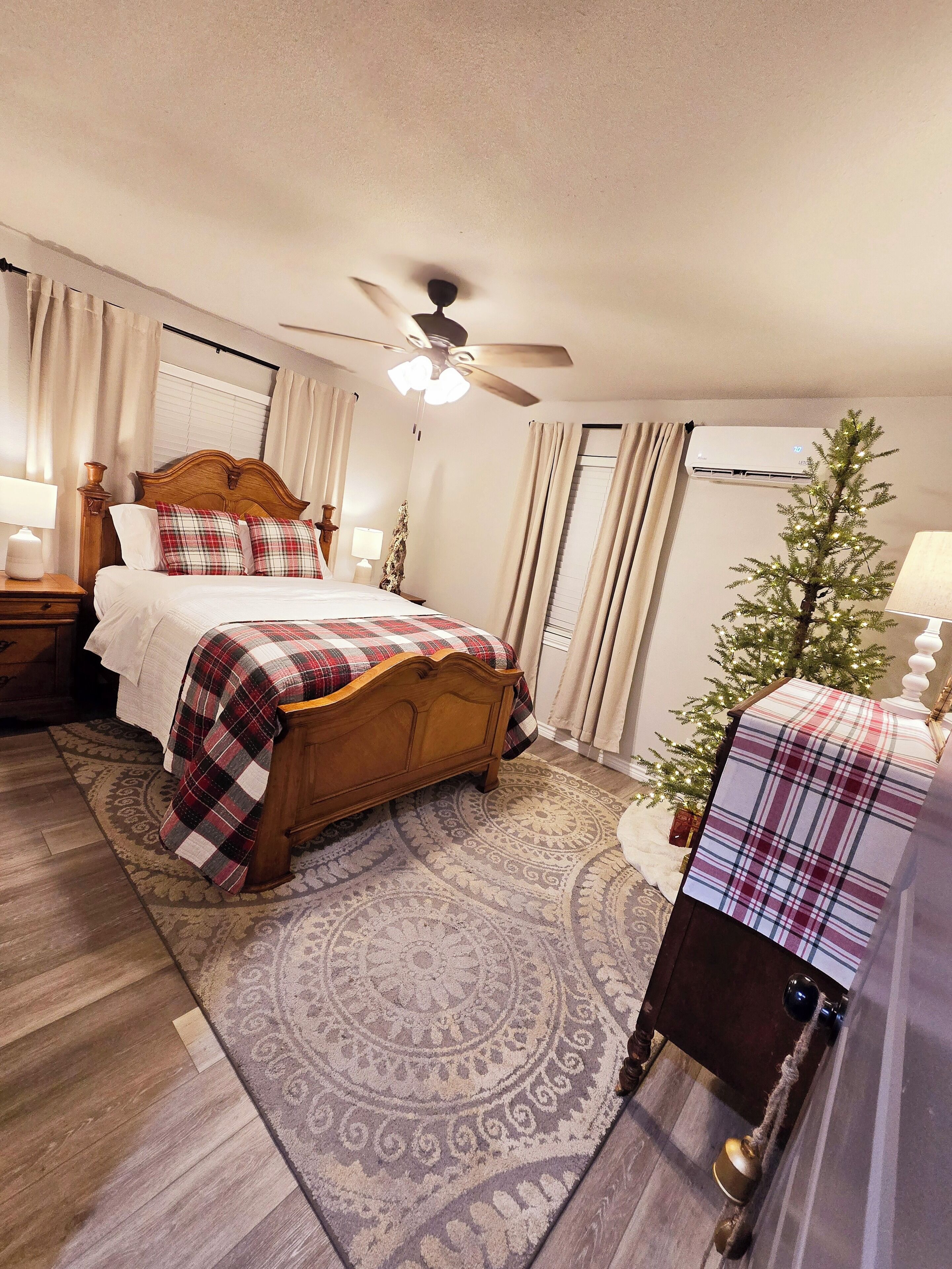 3 chambres, fer et planche à repasser, lit parapluie, Wi-Fi gratuit