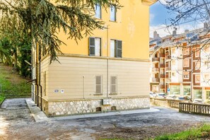 Exterior - Dolce Limone by Rentbeat (Limone)