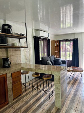 Interior - Charming 2-bedroom villa in Cañaza with AC, WiFi. Book now (Cañaza)