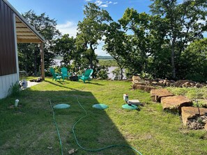 المنطقة المحيطة بالمنشأة