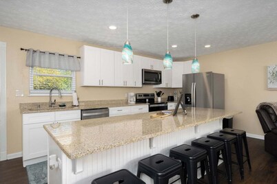 Cozy Encounter Located Less Than 15 Mins to Ark Encounter