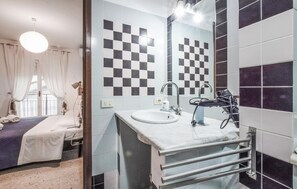 Douche, sèche-cheveux