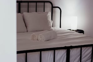 2 soveværelser, skrivebord, strygejern/strygebræt, gratis Wi-Fi