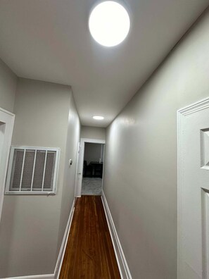 Interior - Spacious 3-Bedroom with 4 beds, Fully Furnished Home Near Downtown Winston-Salem (Winston-Salem)