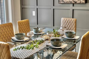 Dining - Luxury Cityscape Retreat w/ Hot Tub (Calgary)