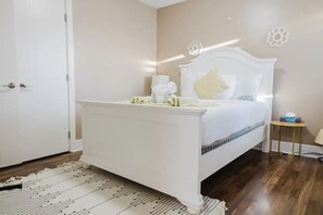 5 quartos, ferros/tábuas de passar roupa, Wi-Fi