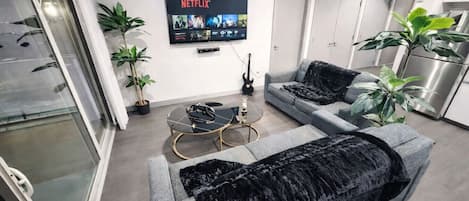 Fernseher