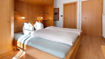 1 camera, Wi-Fi gratuito, lenzuola