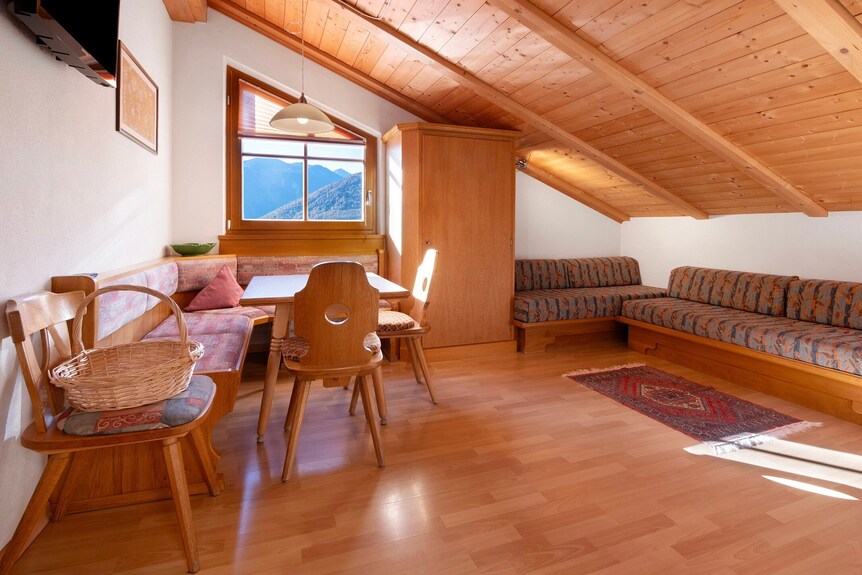 Ferienwohnung 'Haus Peer B3' Mit Bergblick, Privater Terrasse Und Wi-fi - Burgeis