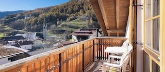 Apartment 'Haus Peer C5' with Mountain View, Balcony and Wi-Fi