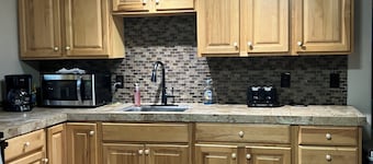 Charming 2-bedroom cabin on Gull Lake with lake access near Tenstrike