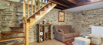 Country House 'O Forno Do Curro-Casiña Da Avelá' with Mountain View