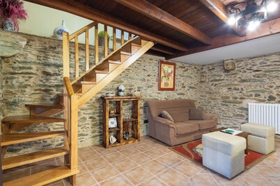Country House 'O Forno Do Curro-Casiña Da Avelá' with Mountain View