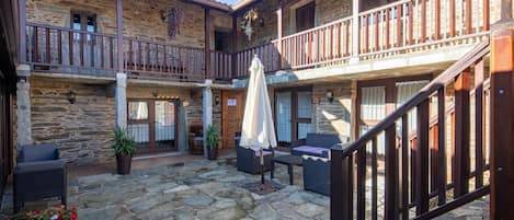 Enceinte de lâhĂ©bergement