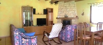 Casa di campagna 'El Establo' con giardino privato