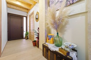 Interior - Country House 'Sierra De Majalinos' with Mountain View, Wi-Fi and Air Conditioning (Ejulve)