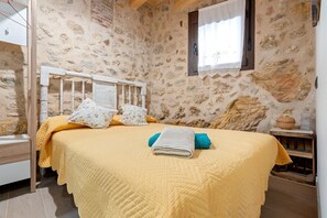 2 chambres, accès au Wi-Fi (inclus), literie fournie