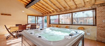 Country House 'Torre Piquer' with Private Garden and Balcony