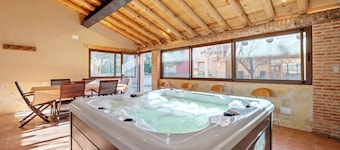 Country House 'Torre Piquer' with Private Garden and Balcony