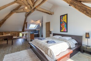 5 Schlafzimmer, Bügeleisen/Bügelbrett, kostenloses WLAN, Bettwäsche