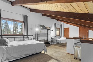 3 chambres, fer et planche Ă repasser, Wi-Fi gratuit, draps fournis