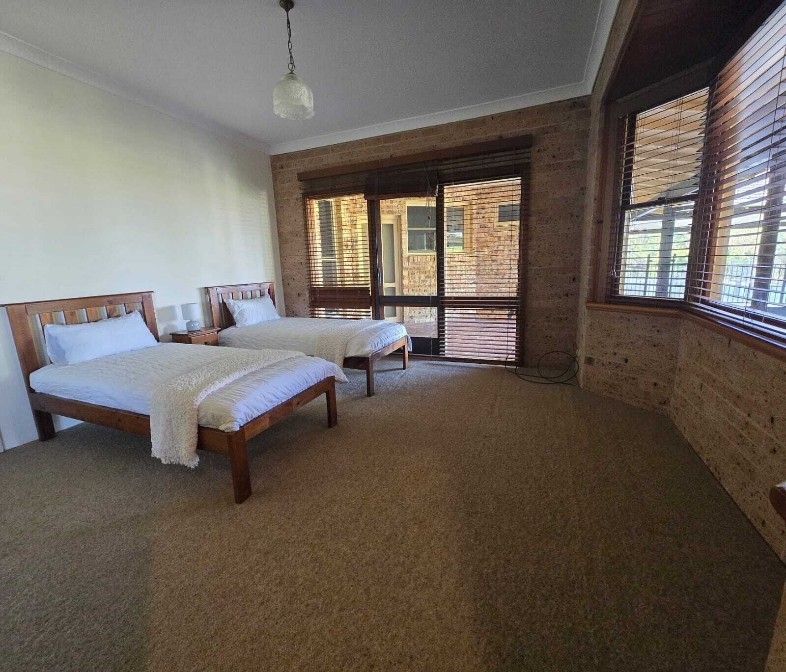 8 bedrooms, iron/ironing board, free WiFi, bed sheets