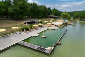 Pool - Chalet 'Campitel 4 Personnes 91' with Private Terrace, Private Garden and Wi-Fi (Bretagne-d'Armagnac)