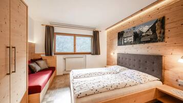 3 Schlafzimmer, Bügeleisen/Bügelbrett, kostenloses WLAN, Bettwäsche
