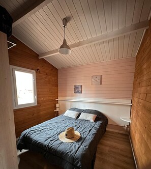 2 bedrooms, free WiFi