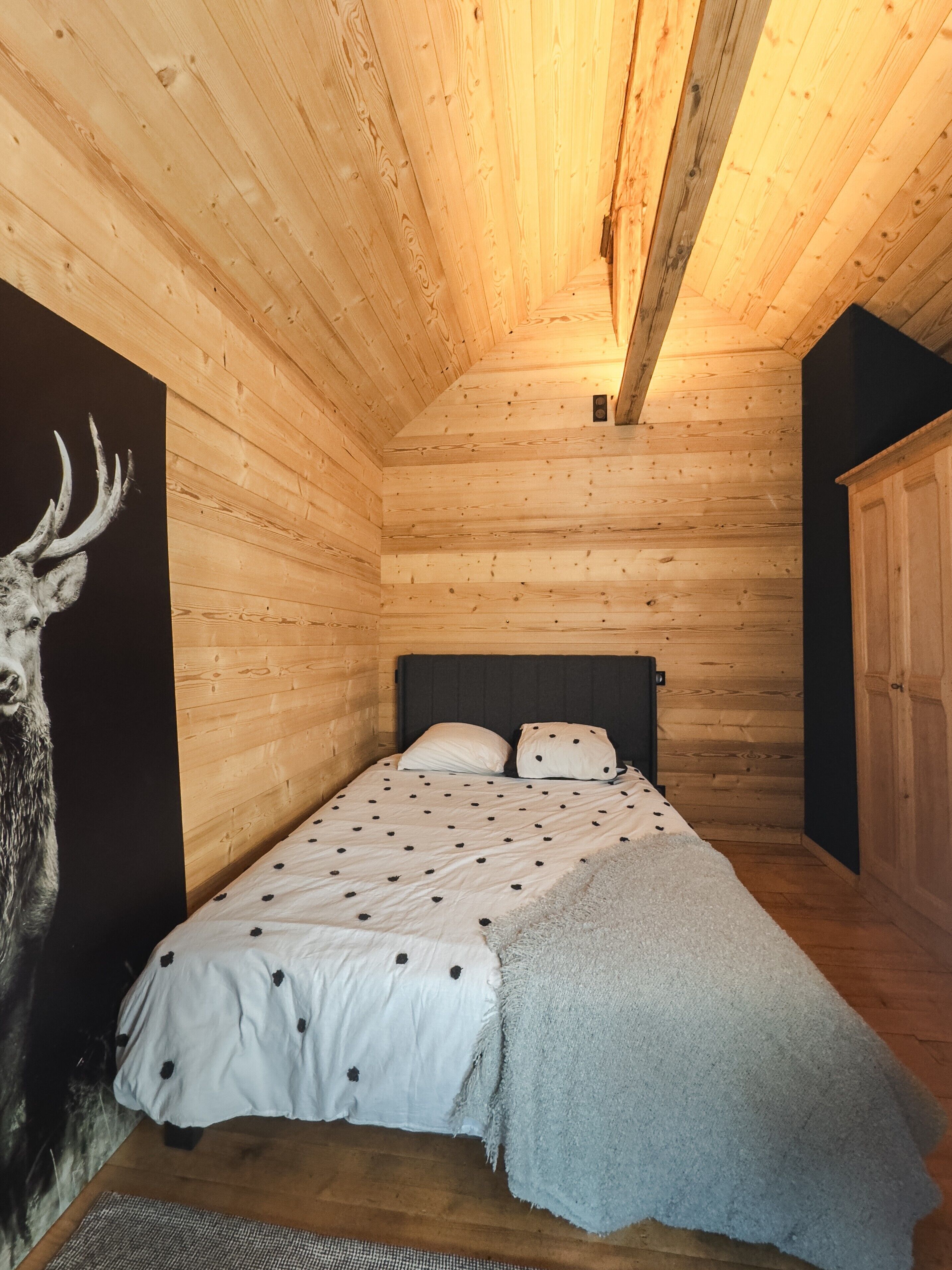 2 chambres, fer et planche à repasser, Wi-Fi gratuit, draps fournis