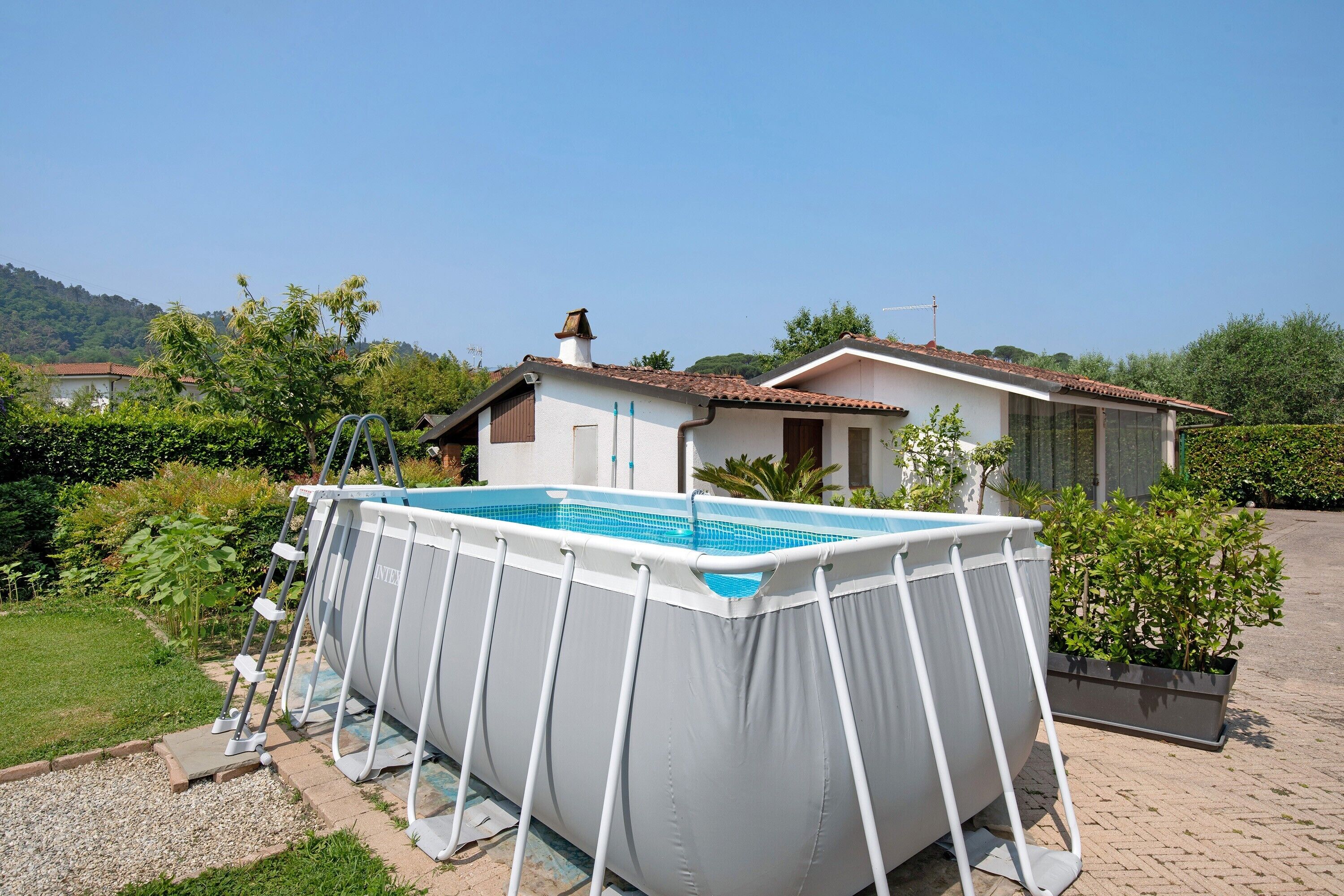 مغطس سبا خارجي