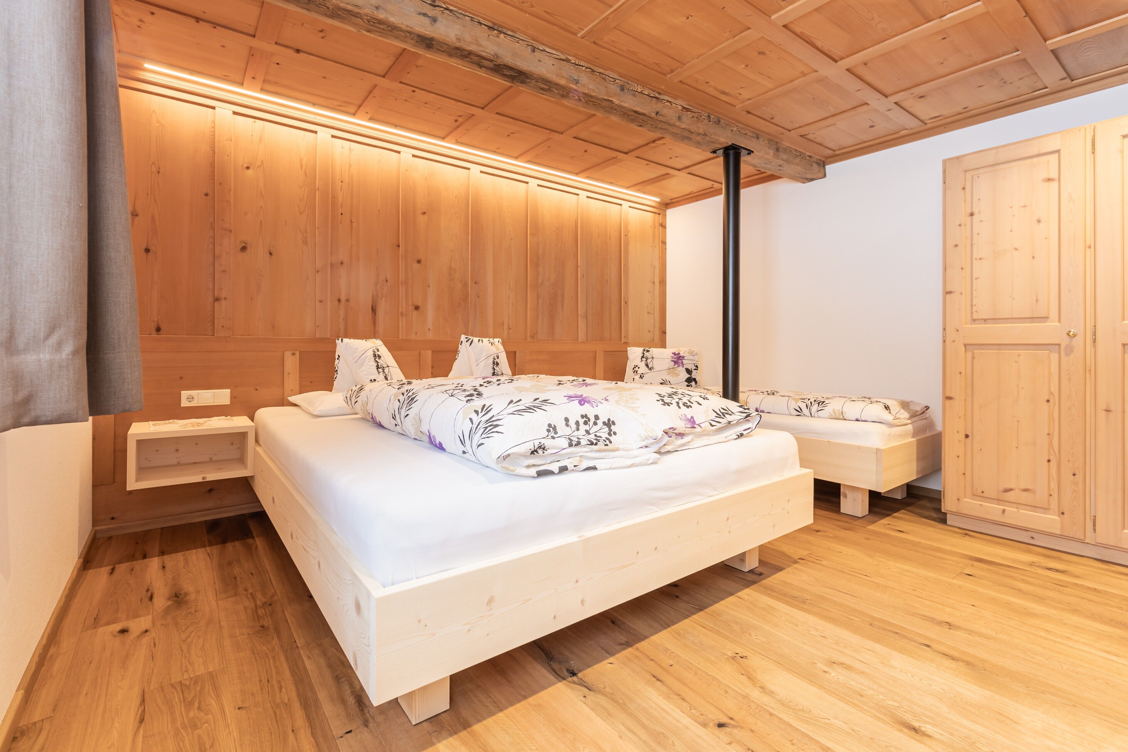 1 bedroom, WiFi (free), bed sheets