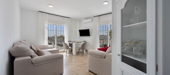 Apartment 'Apartamento Los Jardines' with Shared Pool, Wi-Fi and Air Conditioning