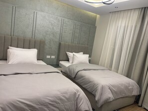 4 chambres, bureau, fer et planche à repasser, Wi-Fi