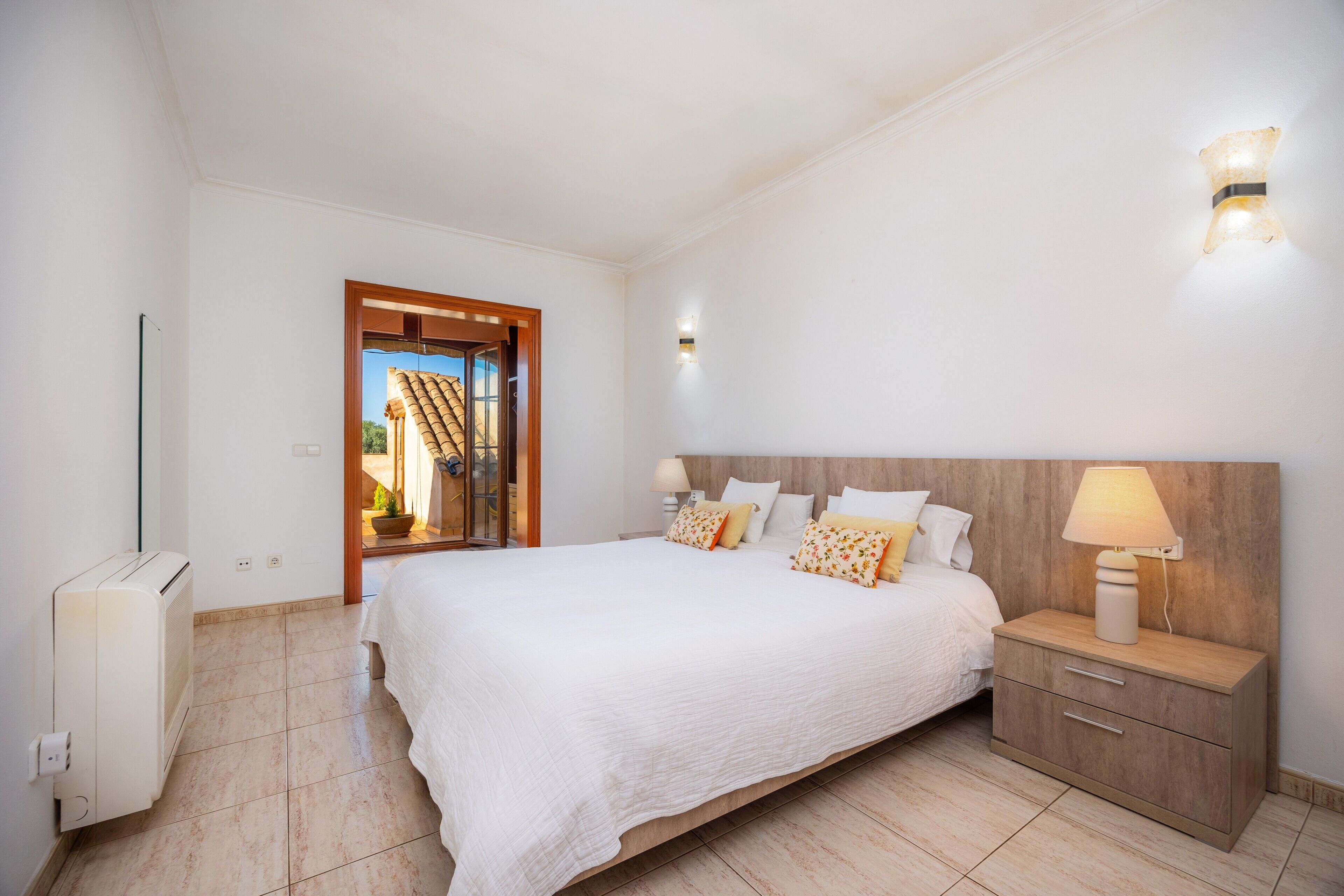 3 habitaciones, tabla de planchar con plancha y wifi gratis 