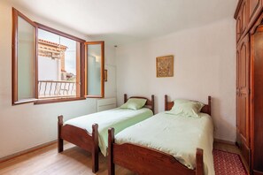 1 makuuhuone, ilmainen Wi-Fi, vuodevaatteet