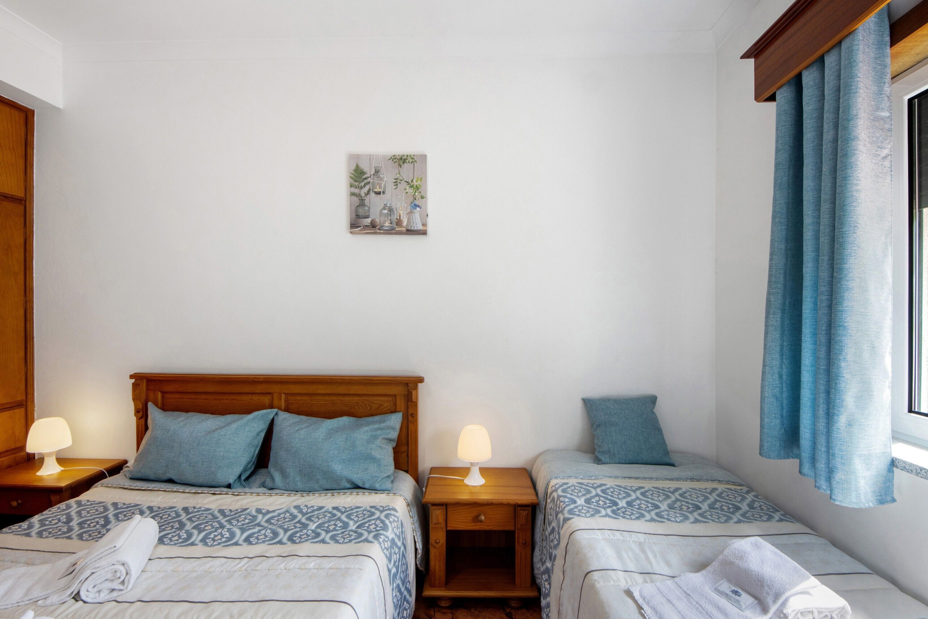 1 quarto, Wi-Fi de cortesia, roupa de cama