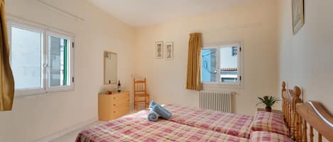1 chambre, Wi-Fi gratuit, draps fournis