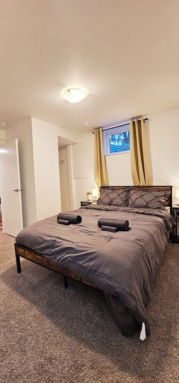 3 chambres, bureau, fer et planche à repasser, Wi-Fi gratuit